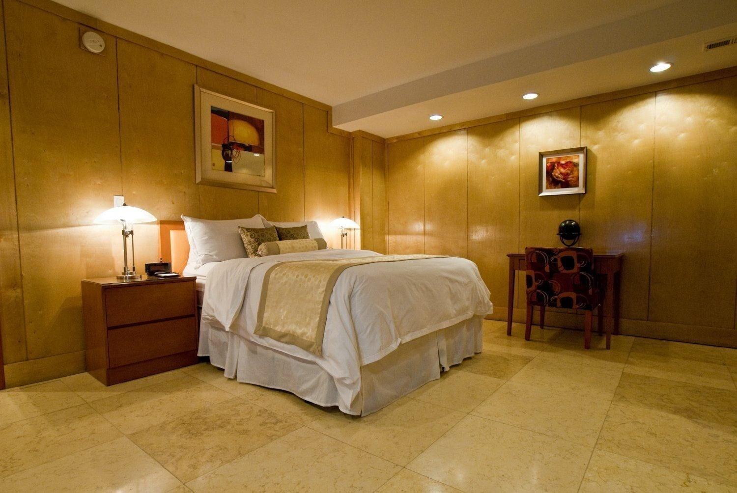 The Eldon Luxury Suites Washington Room photo